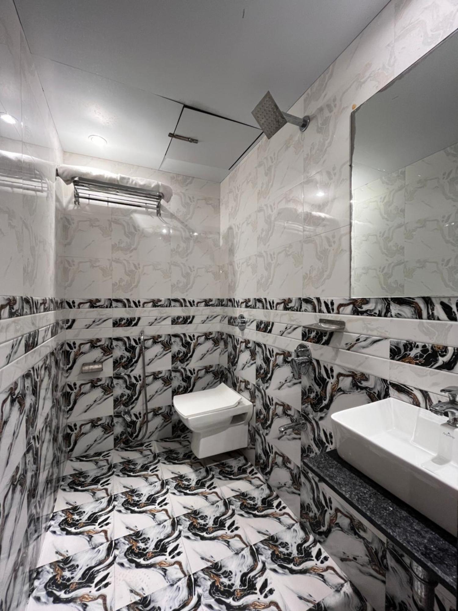 Hotel Bkc Prime - Near Us Consulate Мумбай Екстериор снимка